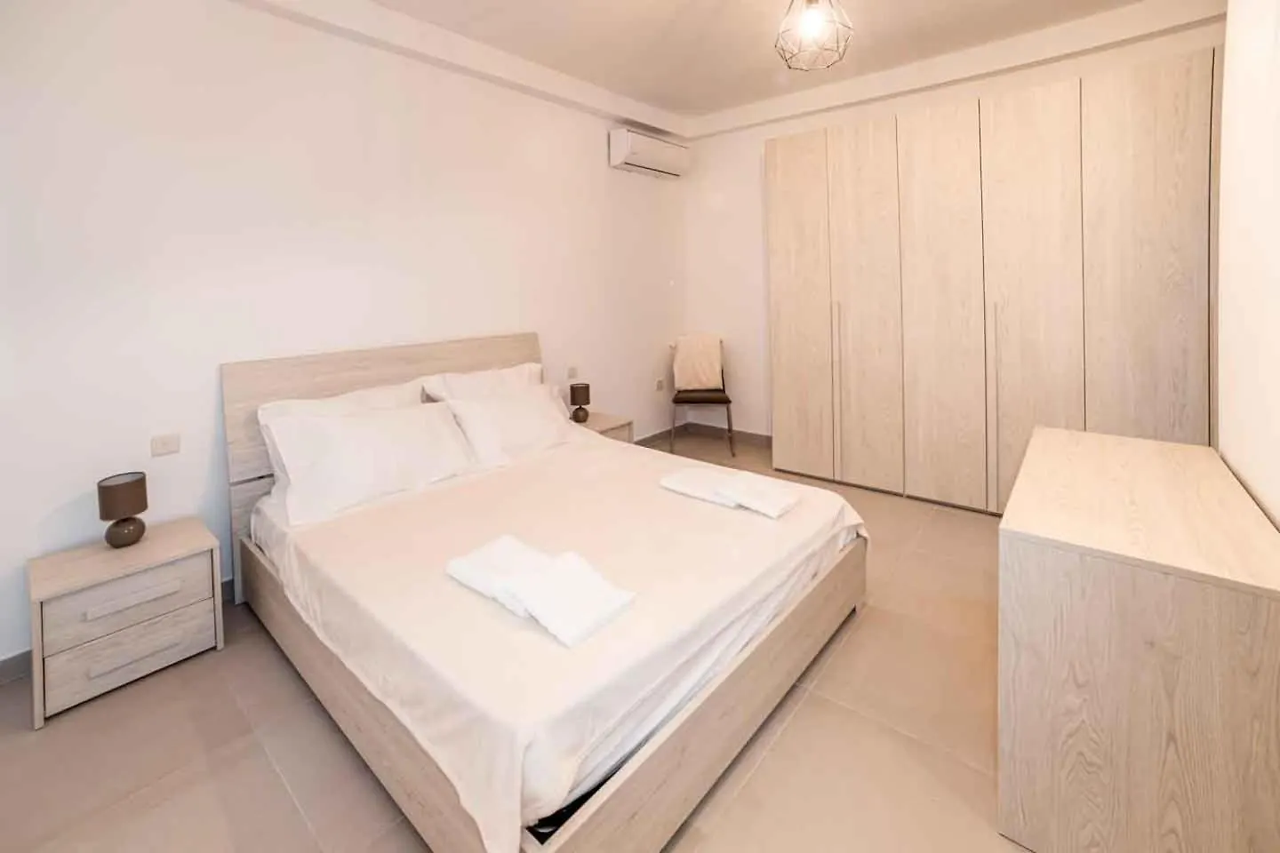 Sliema 3 Bedroom Apartment 0*,